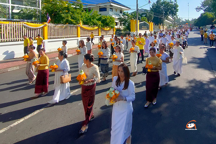 พระบรมสารีริกธาตุ-วัดวารินทราราม-05.jpg