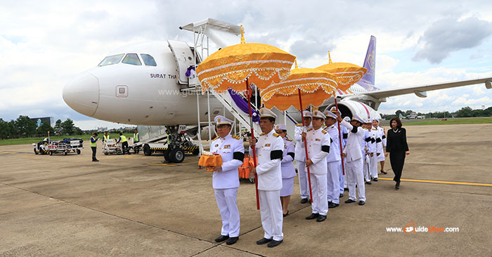 เทียนพรรษาพระราชทาน-งานแห่เทียนอุบล61-01.jpg